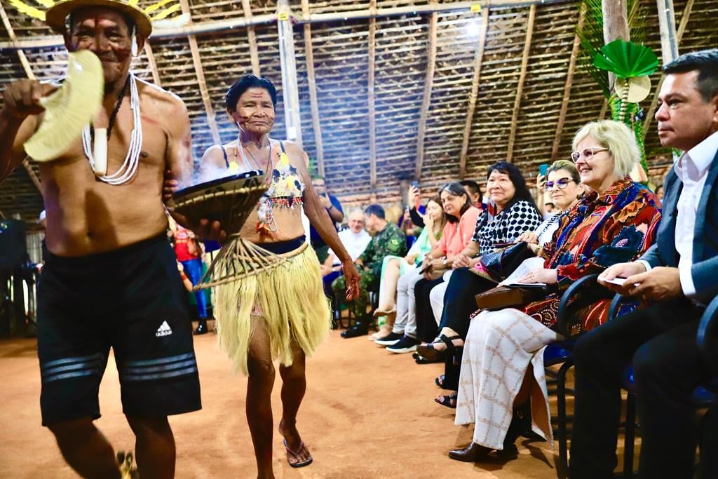 Amazonas 17 línguas oficiais
