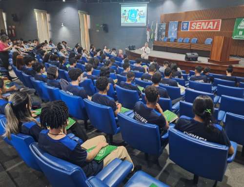 Última atividade do ‘Suframa nas Escolas’ no ano reúne mais de 150 alunos no auditório do Senai-AM