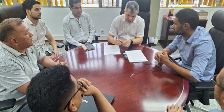 Projeto de revitalização do porto de São Raimundo em Manaus