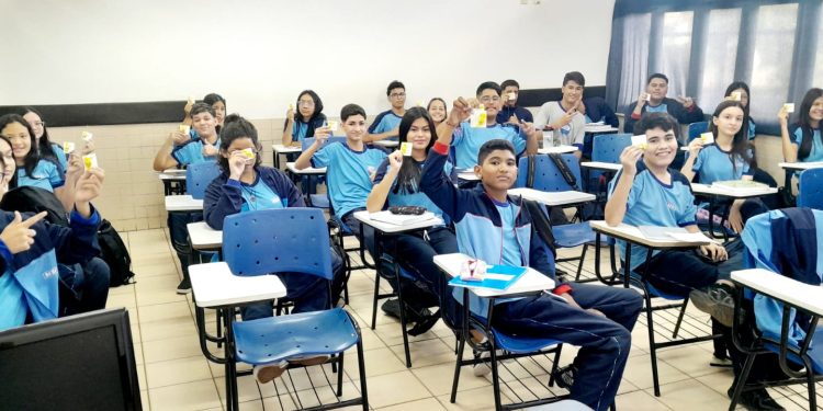 Escola de Itacoatiara trabalha novo modelo de ensino