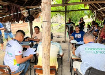 Além de cadastrar produtores da região, os técnicos do Idam também vêm prestando esclarecimentos sobre