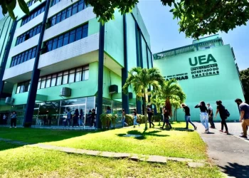 Abrem inscrições para especialização em universidade de Manaus