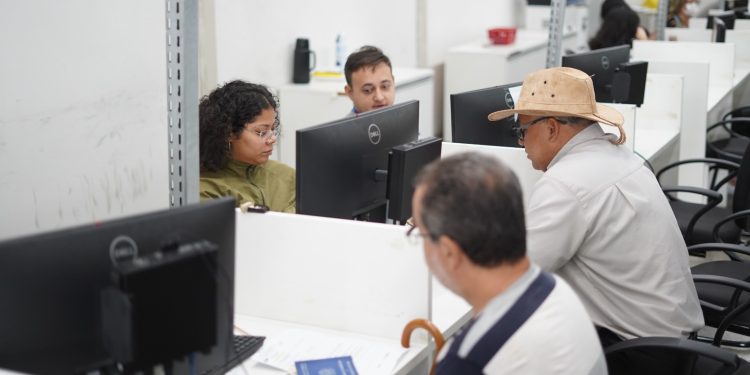 Sine Amazonas divulga vagas de emprego em Manaus