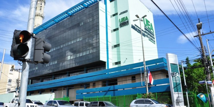 Abrem inscrições para cursos em música da UEA