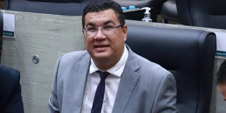 Secretário Municipal de Comunicação sofre ataque cibernético em Manaus