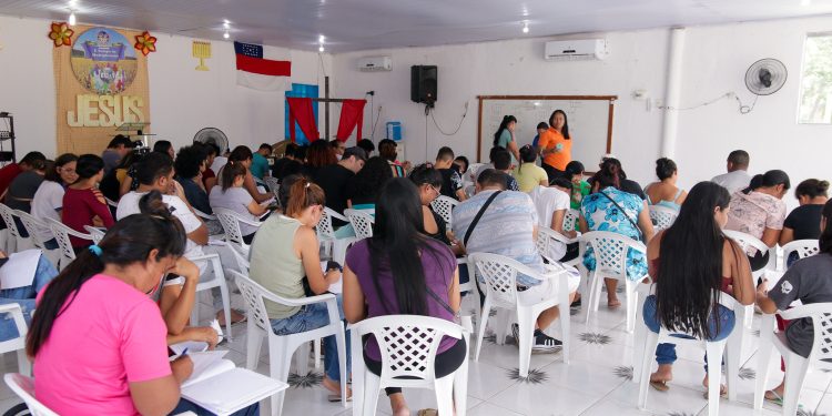 Curso gratuito de vendas abre vagas em Manaus