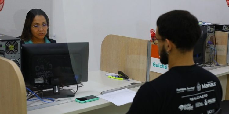 Sine Manaus oferta 293 vagas de emprego nesta sexta-feira (9)