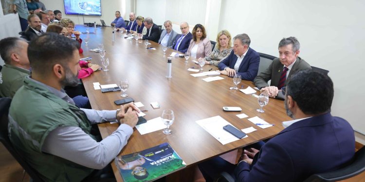 Comitiva da Alemanha visita Manaus