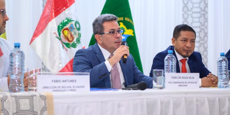 Encontro entre Amazonas e Peru busca articular novos negócios