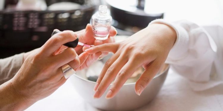 Pesquisa aponta avanço no setor de serviços em 2023