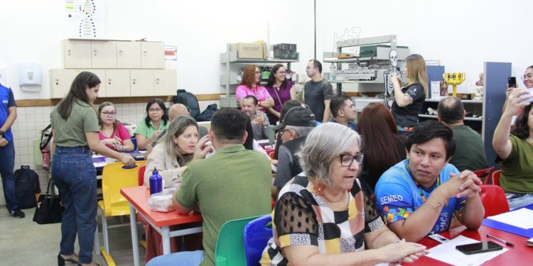 SESI oferece formação para professores da Semed
