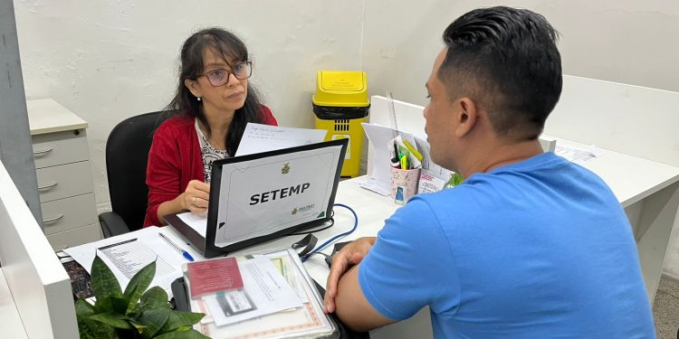 Sine Amazonas divulga vagas de emprego para esta segunda-feira (4)