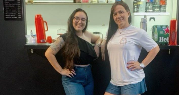 Mãe solo concilia empreendedorismo e maternidade em Manaus