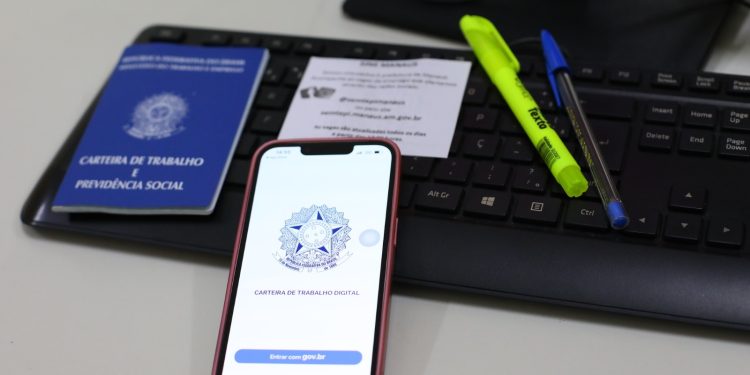 Sine Manaus oferta 271 vagas de emprego nesta sexta-feira (15)