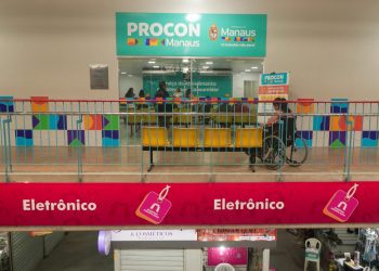 Prefeitura e Águas de Manaus assinam termo de cooperação no Dia do Consumidor