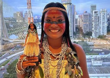 Barbie ganha primeira versão indígena brasileira