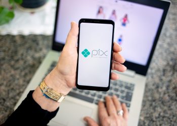 Pix foi o meio de pagamento mais popular do Brasil em 2023