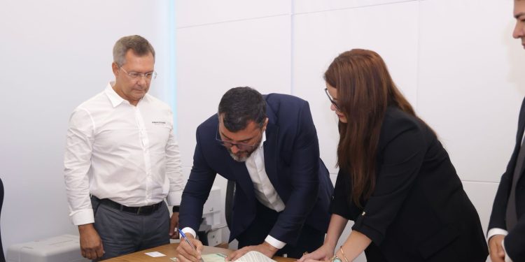 Wilson Lima e Petrobras Firmam Acordo de Concessão para Exploração de Gás e Petróleo