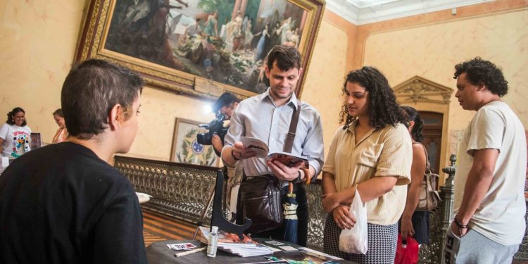 Espaços culturais promovem semana do quadrinho nacional
