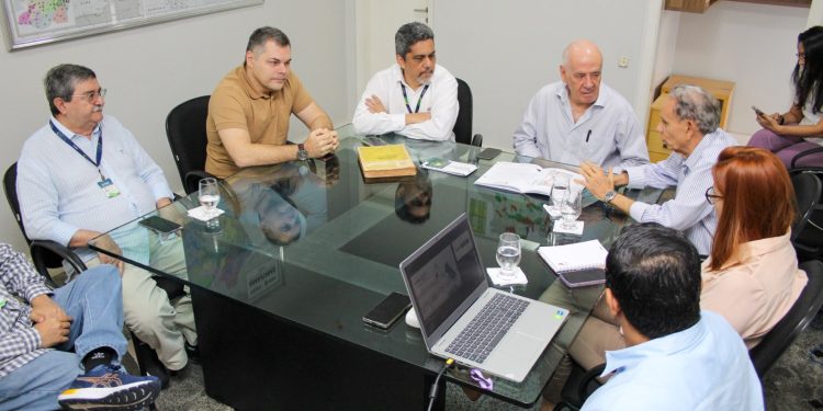 Sedecti e Ciama traçam estratégias para implementação do plano de eficiência energética