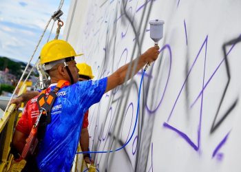 Construção do Novo Mural do Bumbódromo para o Festival de Parintins 2024 está na reta final