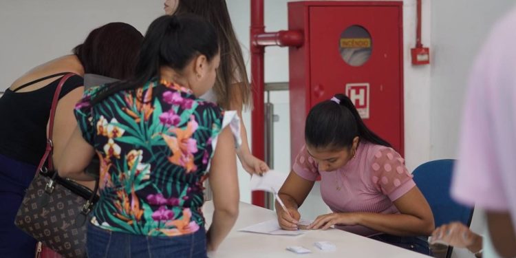 Sine Amazonas divulga 376 vagas de emprego para esta terça-feira