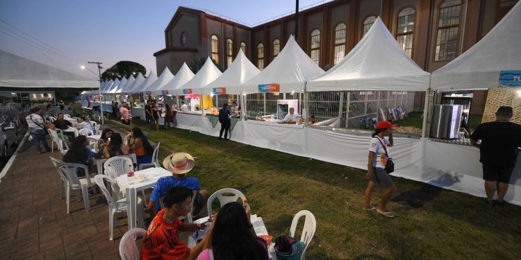 Amazonastur abre inscrições para Praça Gastronômica do 57º Festival de Parintins