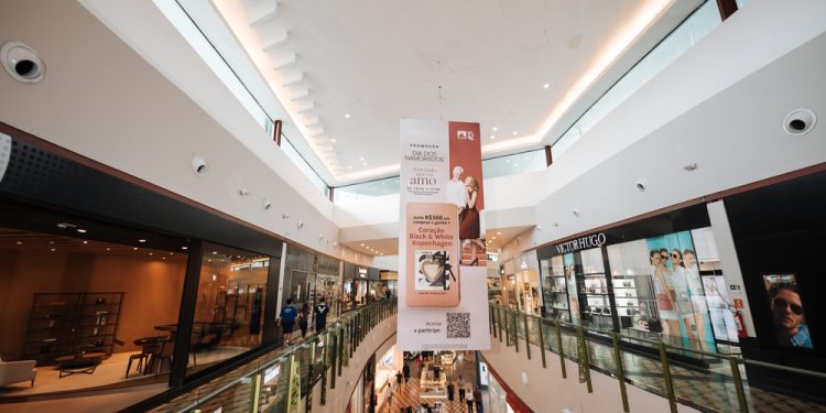 Shoppings são o Destino Preferido no Dia dos Namorados
