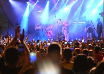 Prefeitura organiza show de Jorge Vercillo reunindo 2,5 mil pessoas no Dia dos Namorados.