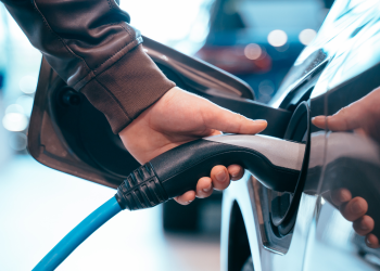 Kûara Energy e Livoltek discutem estratégias para um futuro energético sustentável