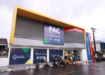 Governador do Amazonas reinaugura o PAC Parintins