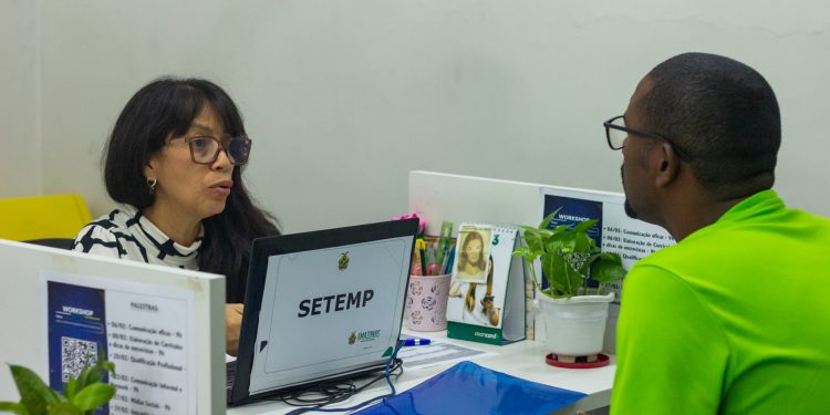 Sine Amazonas divulga 68 vagas de emprego para esta sexta-feira