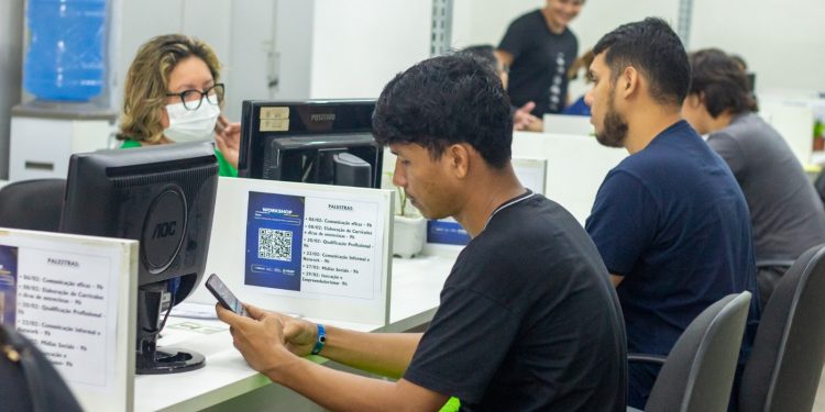Sine Amazonas divulga 173 vagas de emprego para esta sexta-feira