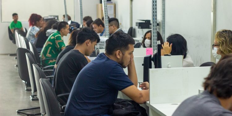 Sine Amazonas divulga 117 vagas de emprego para esta quarta-feira