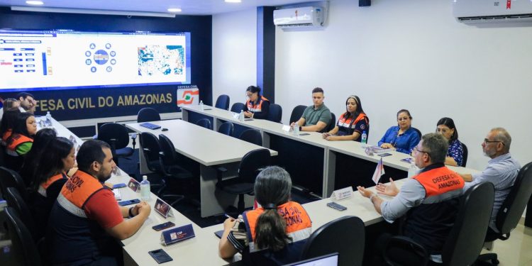 Defesa Civil do Amazonas e Ipem-AM intensificam fiscalização diante da estiagem