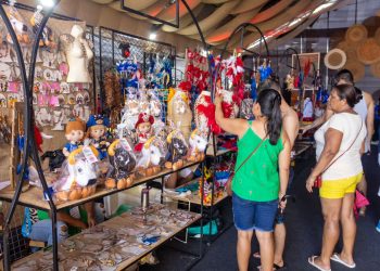 Governo do Amazonas abre 19ª Mostra de Artesanato no Festival de Parintins