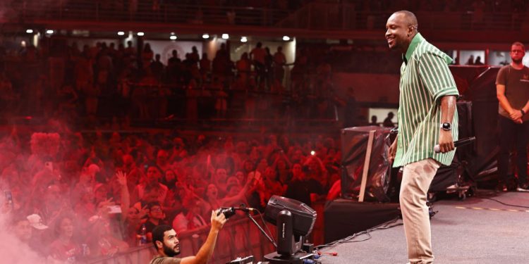 Festa dos Visitantes no Bumbódromo Supera Expectativas Novamente