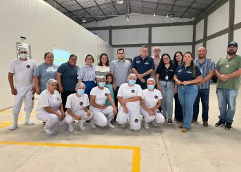 Governo do Amazonas certifica nova indústria de fatiados em Manaus