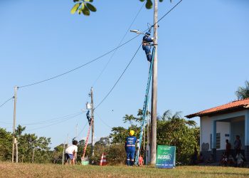 Ilumina+ Amazonas Avança e Beneficia 116 Comunidades Rurais no Estado