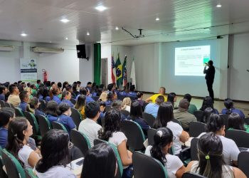Sefaz em Ação em Maués Atrai Mais de 300 Participantes para Ciclo de Palestras