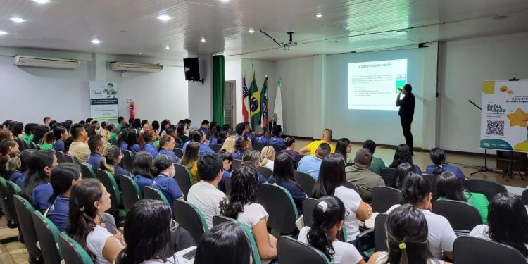 Sefaz em Ação em Maués Atrai Mais de 300 Participantes para Ciclo de Palestras