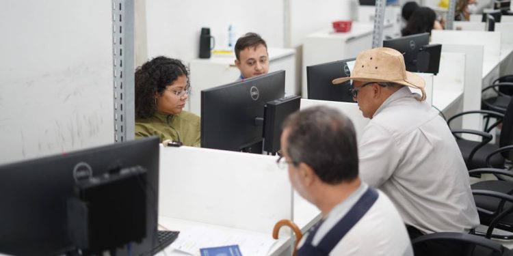 Sine Amazonas divulga 110 vagas de emprego para esta segunda-feira