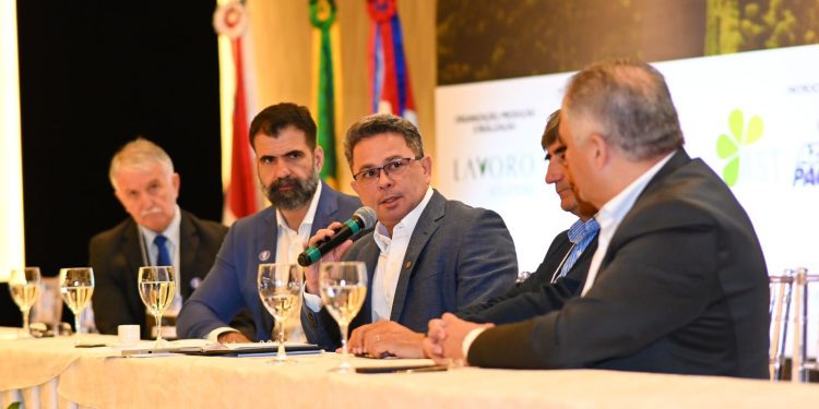 Amazonas e Portugal alinham inovações no tratamento de resíduos urbanos