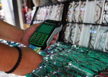 Governo do Amazonas anuncia o adiantamento do 13º salário para os dias 23 e 24 de julho