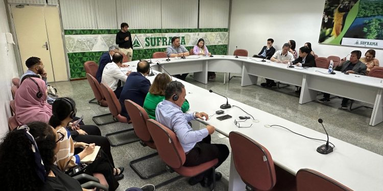 Suframa Apresenta Zona Franca de Manaus a Embaixadores do Sudeste Asiático