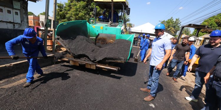 Governo do Amazonas lança nova fase do Programa Asfalta Amazonas