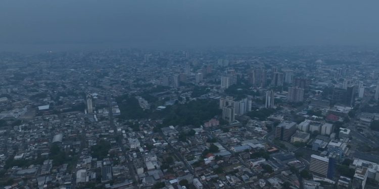 Defensoria do Amazonas solicita sala de monitoramento de queimadas