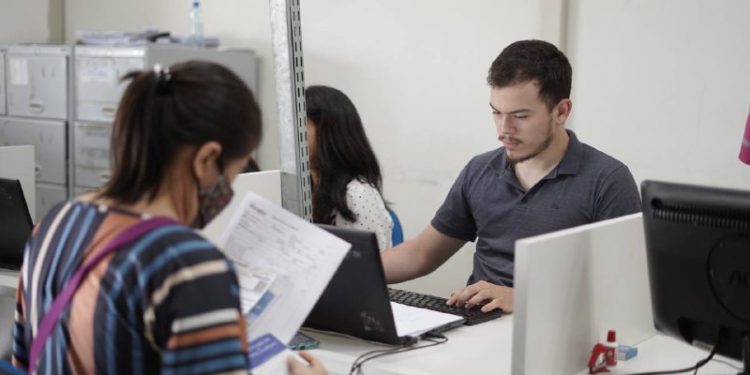Sine Amazonas divulga 61 vagas de emprego para esta quinta-feira