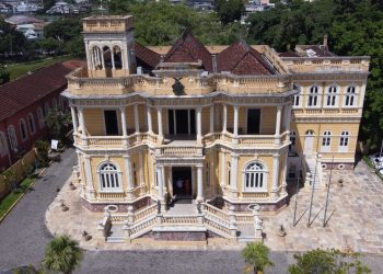 Centro Cultural Palácio Rio Negro Celebra 27 Anos com Novas Exposições