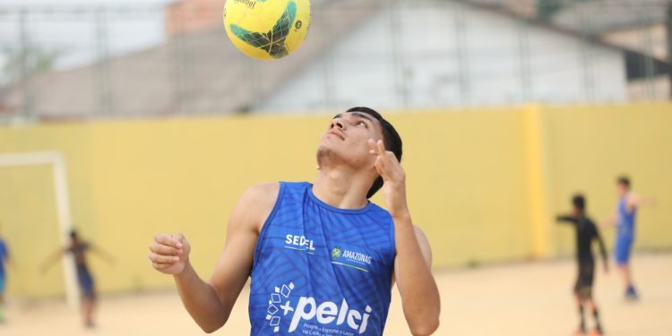 Atleta do Pelci Representará o Brasil na Maior Competição de Favelas do Mundo